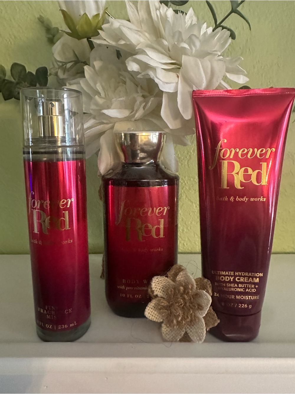 Bath & Body Works Forever Red Fragrance Mist and Body Cream Set & Shoer Gel ❤️